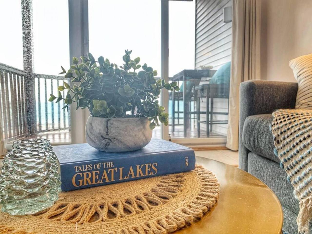 New Listing Beach Bliss 211! Stunning Bay View Traverse City Eksteriør billede