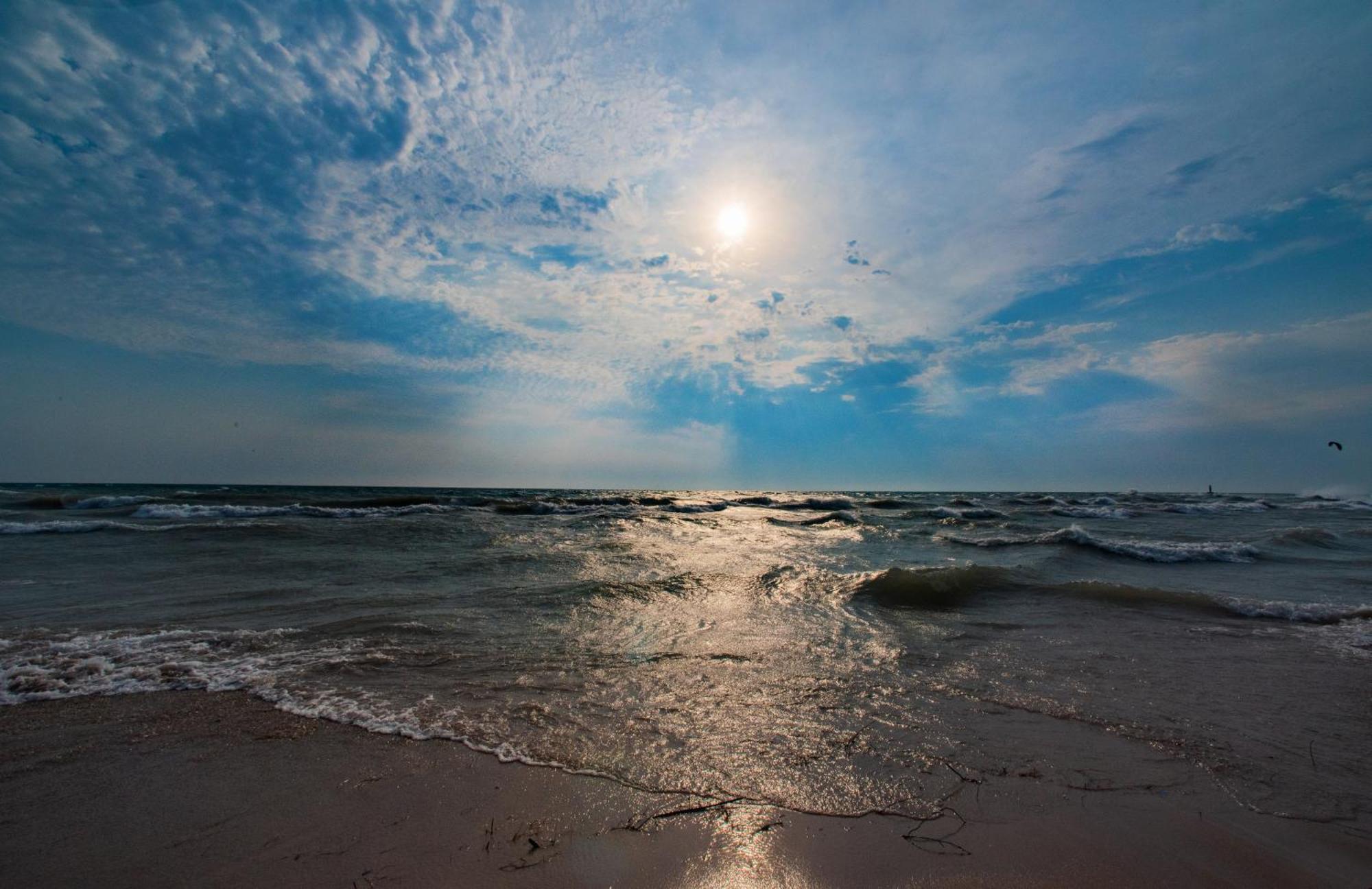 New Listing Beach Bliss 211! Stunning Bay View Traverse City Eksteriør billede